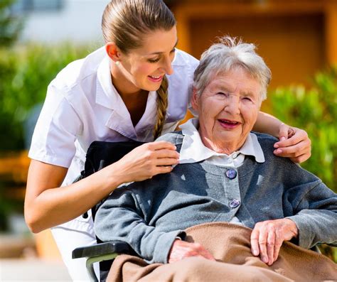 The Benefits of All-Inclusive Assisted Living Services - Courtyard Manor