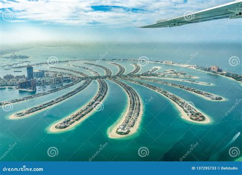 Aerial View of Dubai Palm Jumeirah Island, UAE Stock Image - Image of ...