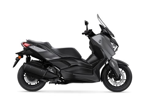 2023 Yamaha XMAX 300 | Complete Specs, Top Speed, Consumption, Images ...