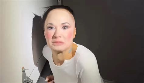 Demi Lovato Hilariously Transforms Into Her Viral Meme ‘Poot’ for ...