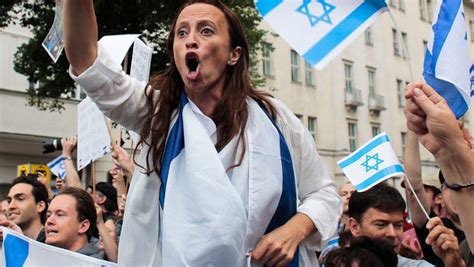 Are Protests Against Israel Anti Semitic Ask The Germans The New York Times