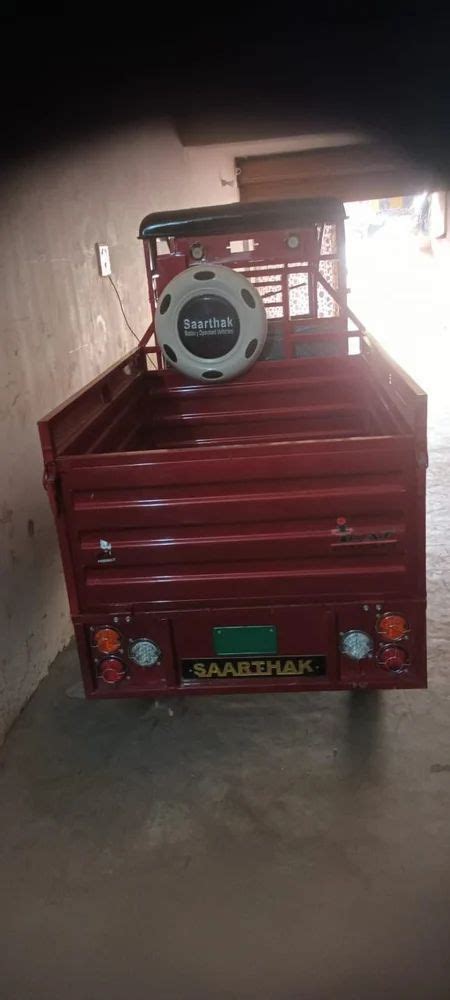 EV Saarthak E Rickshaw Loader Vehicle Capacity 1 Seater At Rs 165000