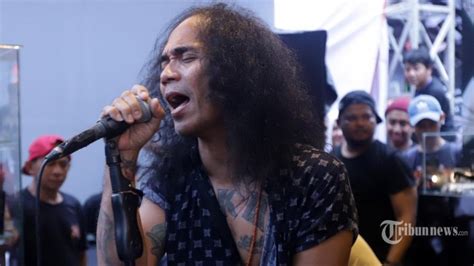 Lirik Dan Chord Lagu Ku Tak Bisa Slank Pernah Berpikir Tuk Pergi