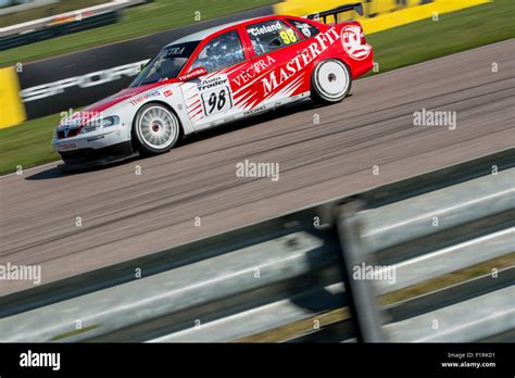 Rockingham Speedway Corby Uk 6th Sep 2015 John Cleland Drives