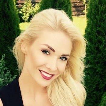 Natalija Zvonke Babe Page Watch This Centerfold On FreeOnes