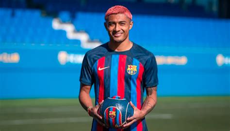 Juli N Araujo Firma Contrato Con El Barcelona Hasta Cambio De