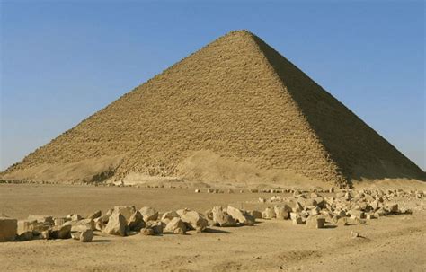 Most Famous Buildings In Egypt