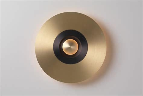 Earth Led Wall Ceiling Light Satulight