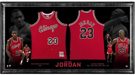 Michael Jordan Hall Of Fame 2009 Signed Chicago Bulls Jersey UDA Upper