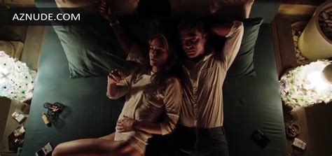 Loro Nude Scenes Aznude