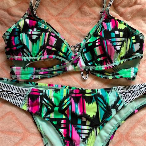 Bikini Lab Large Bikini Wrap Top Set Gem