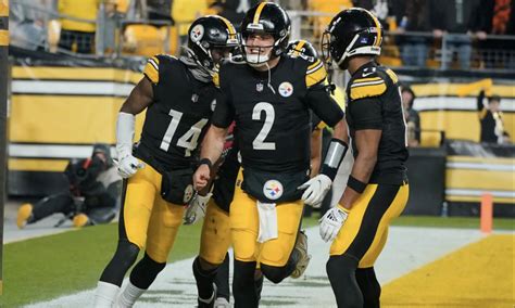 Steelers Players Want Qb Mason Rudolph Back For 2024 Steelers News Now