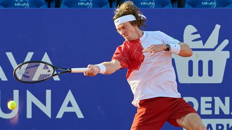 Andrey Rublev Snaps Losing Streak With Umag Victory Atp Tour Tennis