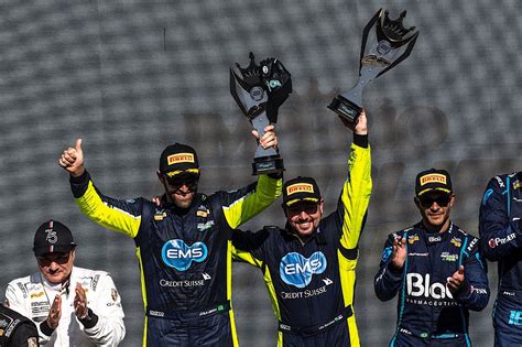 Leonardo Sanchez e Átila Abreu conquistam segundo lugar na classe GT3