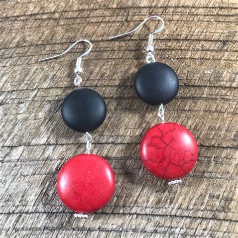 Red And Black Beaded Earrings Red And Black Earrings Black Etsy