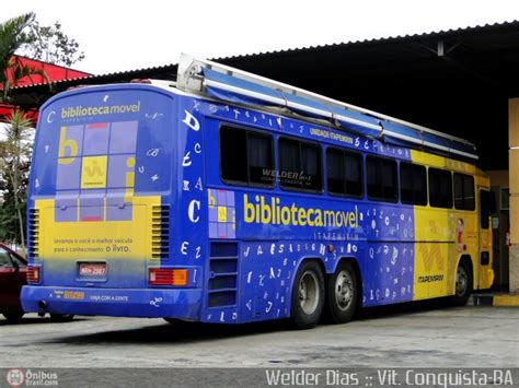 Viação Itapemirim Biblioteca Móvel em Vitória da Conquista por Welder