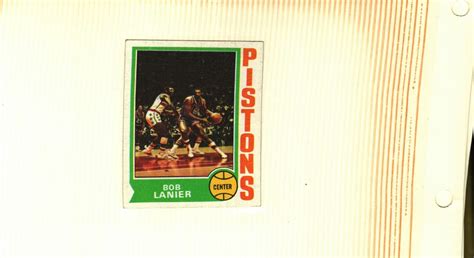 1974 75 Topps Basketball 131 Bob Lanier Pistons HOF EXCELLENT