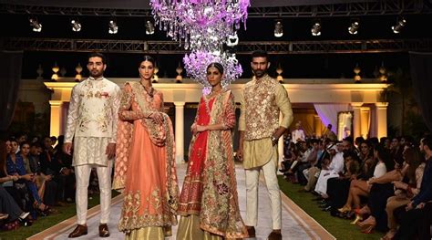 New Bridal Wear By Deepak Perwani 2019 Collection