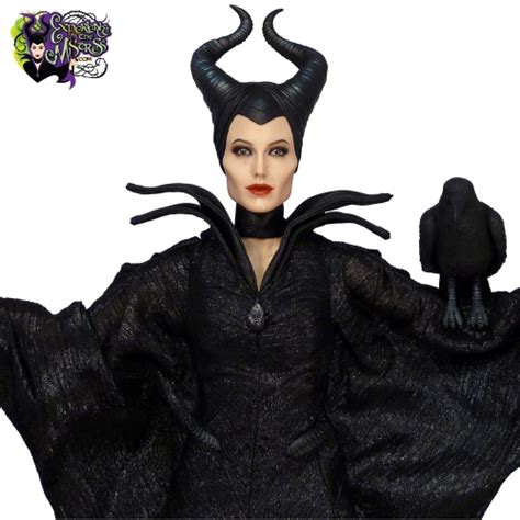 Hot Toys Presents Disney Maleficent Movie Masterpiece Collection 1 6th Scale Collectible