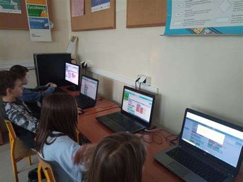 Hour Of Code Czyli Godzina Kodowania Na Lekcjach Informatyki