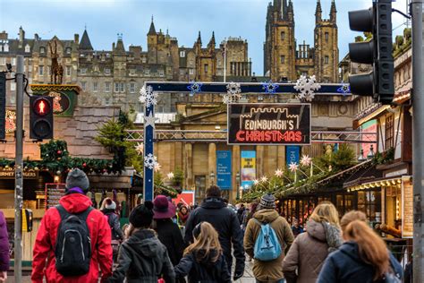 Guide to Christmas markets in Scotland - Tartan Plaid