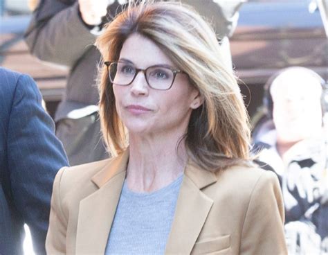 Lori Loughlin Loses Bid To Throw Out Charges Against Her In College