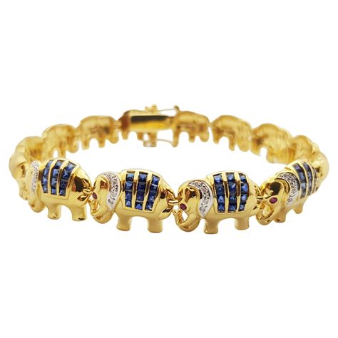 Blue Sapphire With Diamond Elephant Bracelet Set In 18 Karat Gold