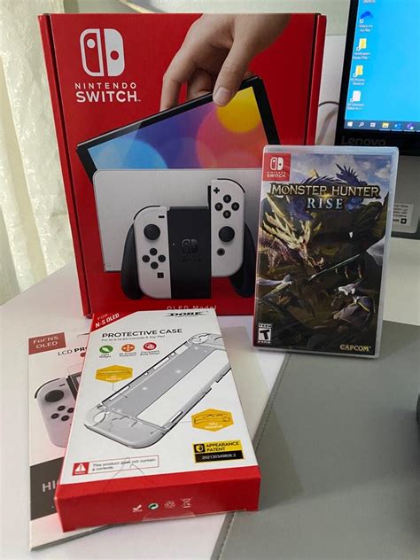 Nintendo Switch OLED Model White, Video Gaming, Video Game Consoles, Nintendo on Carousell