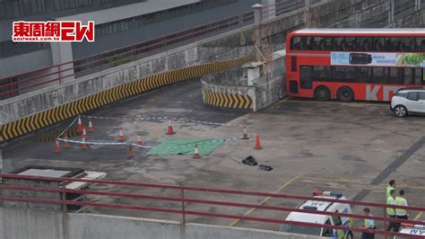 九巴車廠意外｜車長疑遭同事駕巴士倒車撞倒 頭重創送院不治