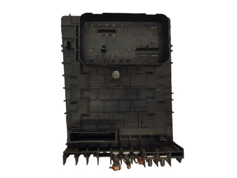 caja reles fusibles ka vag seat skoda