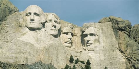 10 Famous Landmarks And Their Interesting History - American Landmarks