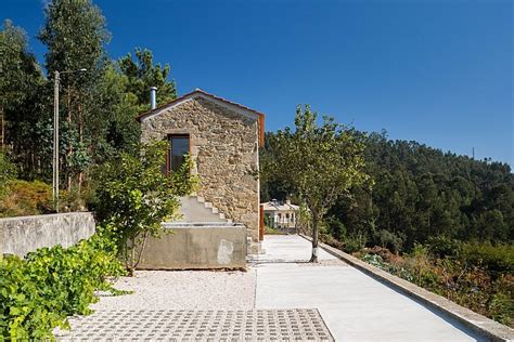 Portuguese Traditional House Adapted By Paulo Martins For Weekend Getaways