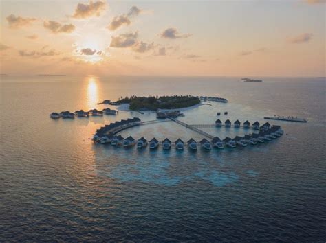 Centara Hotels and Resorts Prepares for Festive Season in Maldives ...