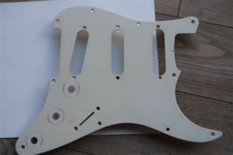 Fender Stratocaster Pickguard Hole Relic Aged Reverb Uk