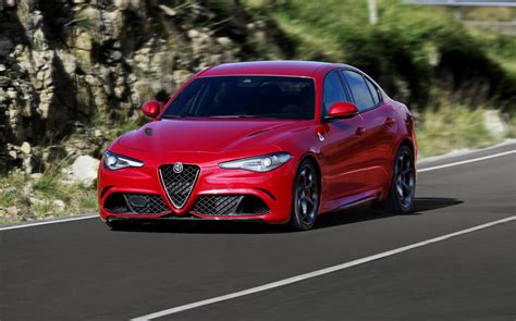 Nuevo Alfa Romeo Giulia Quadrifoglio Deportivo Sin Complejos