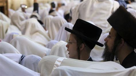 New Conversion Initiative Splits Israel Orthodox Rabbis Al Monitor Independent Trusted