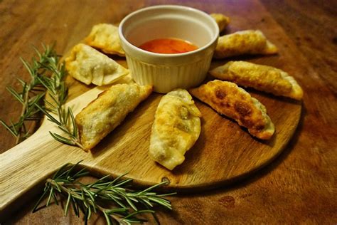 Chinese Pan Fried Pork Dumplings Recipe - Mismatched Passports