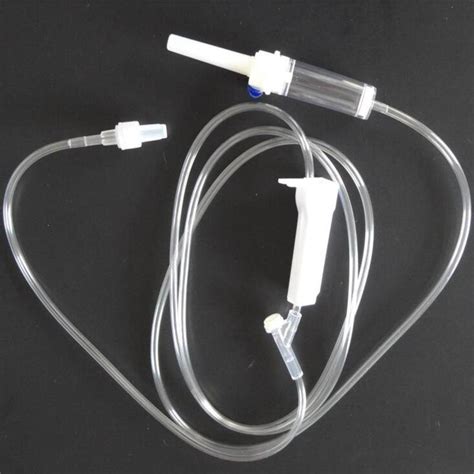 Disposable IV Giving Infusion Set With Without Syringe Needle Y