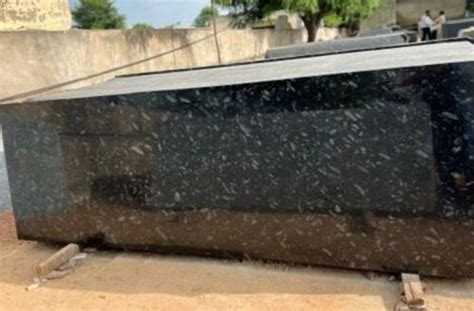 Pearl Black Granite Slabs At Best Price In Hyderabad V S Eximast