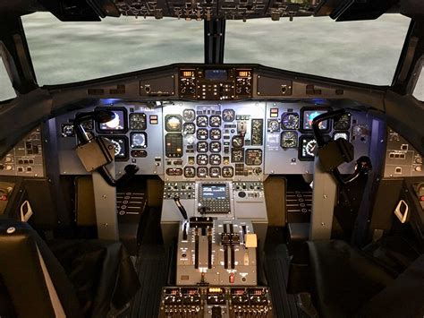 AXIS-ATR-72-500-simulator-cockpit-India - Pilot Career News : Pilot Career News