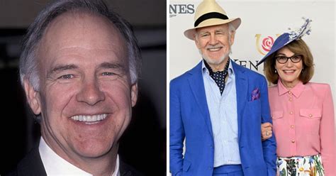 Actor Robert Pine Tells Fans To Enjoy Your Life During Rare Outing