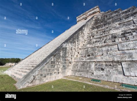 Piramide Di Kukulcan Chichen Itza Immagini E Fotografie Stock Ad Alta