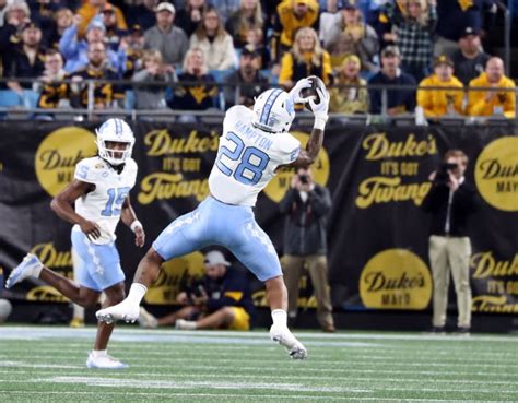 Photo Gallery - UNC vs West Virginia - TarHeelIllustrated: North Carolina Tar Heels Football ...