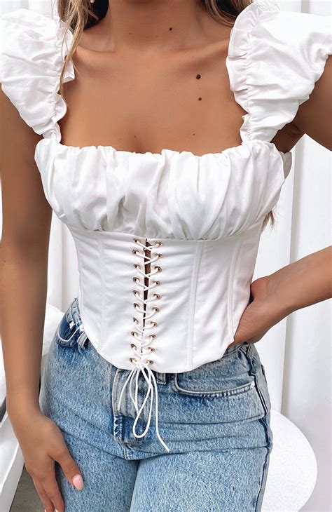 Pin By Joce¡ On Outfit Inspo Corset Style Tops Fashion Inspo