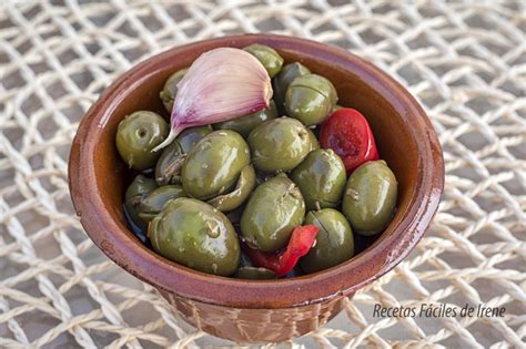 Cómo hacer ACEITUNAS ALIÑADAS paso a paso