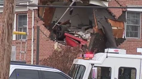 2 Dead After Porsche Crashes Into Building’s 2nd Floor Boston News Weather Sports Whdh 7news