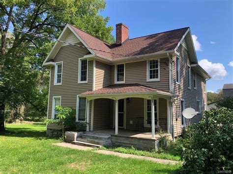 Circa Farmhouse For Sale W Garage Barn Pole Barn And Creek On