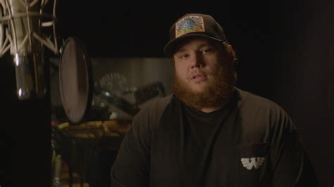 Luke Combs Letras Que Inspiran Apple Tv