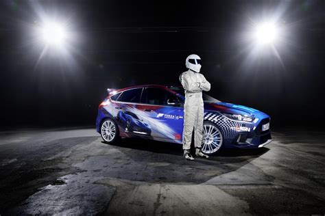 The Stig Reveals Forza Motorsport For Xbox 2016 Ford Focus Rs