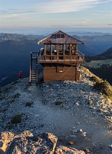 Seven fire lookouts that you can visit in Washington State — Northwest